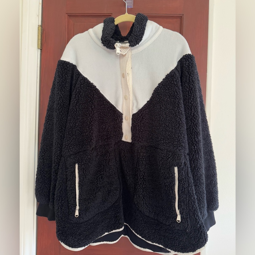 FREE PEOPLE MOVEMENT FLEECE QUARTER SNAP - size m
